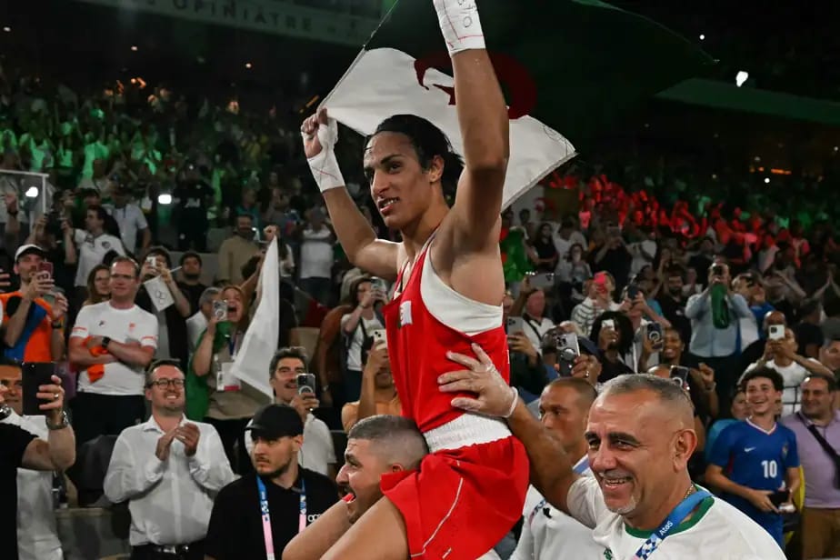 Imane Khelif, la boxeuse algérienne, victime de discriminations et de racisme mais championne olympique