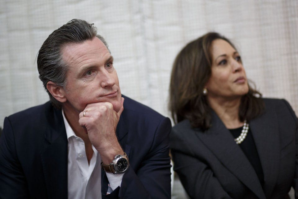 Gavin Newsom, potentiel remplaçant de Biden: la course à la Maison Blanche s'intensifie