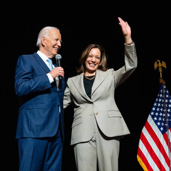 Joe Biden laisse sa place à Kamala Harris lors de la convention démocrate