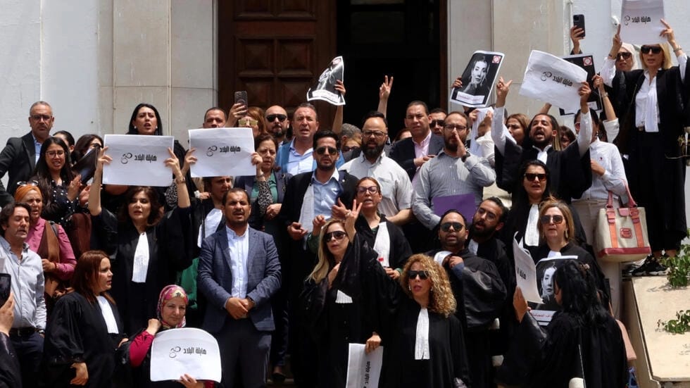 Les avocats tunisiens en grève pour dénoncer la répression du régime